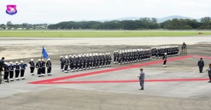 พลอากาศตรี มนัส ฤทธิรงค์ ผู้บังคับการศูนย์การทหารอากาศโยธิน พร้อมคณะ เดินทางมาตรวจสอบการแข่งขันและคัดเลือกกองทหารเกียรติยศ