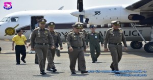 รองผู้บังคับการกองบิน ๔๑ ให้การต้อนรับรองผู้บัญชาการตำรวจแห่งชาติ