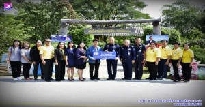 เทศบาลตำบลสุเทพมอบถังขยะ พร้อมวัสดุอุปกรณ์สนับสนุนการดำเนินงานศูนย์เศรษฐกิจพอเพียง กองบิน ๔๑