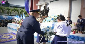  พิธีวางพวงมาลาถวายสักการะพระราชานุสาวรีย์ สมเด็จพระพันวัสสาอัยยิกาเจ้า