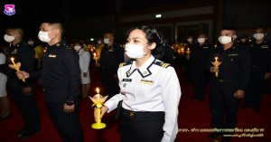 พิธีจุดเทียนเพื่อน้อมรำลึกในพระมหากรุณาธิคุณพระบาทสมเด็จพระบรมชนกาธิเบศร มหาภูมิพลอดุลยเดชมหาราช บรมนาถบพิตร