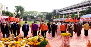 รองผู้บังคับการกองบิน ๔๑ ร่วมพิธีเทิดพระเกียรติพระเจ้ากาวิละและทอดผ้าป่าสามัคคี ประจำปี ๒๕๖๕